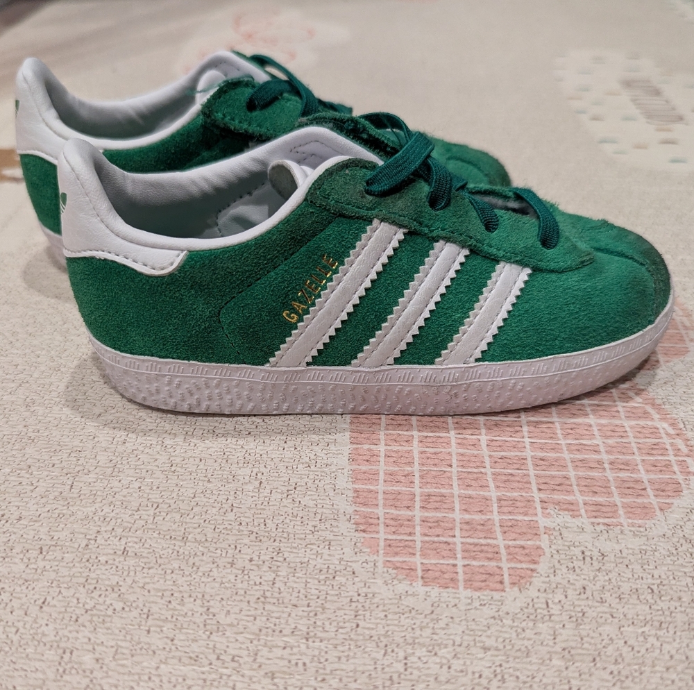 Adidas Kids Green and White Sneakers